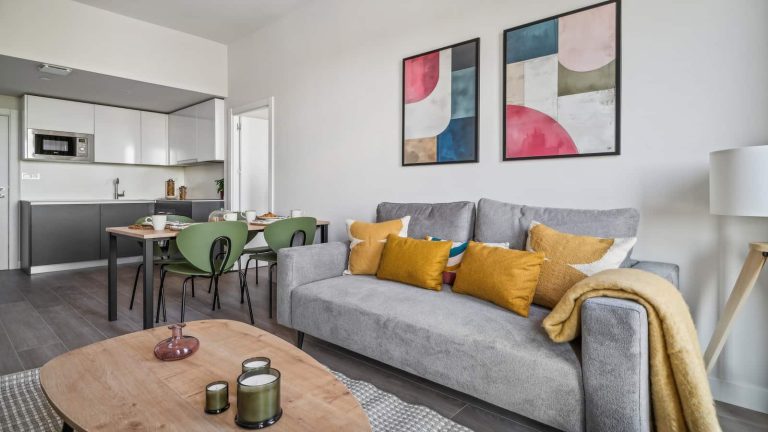 alquiler de apartamentos en Madrid por días | Descubre dónde alojarte en la capital | Bext Space
