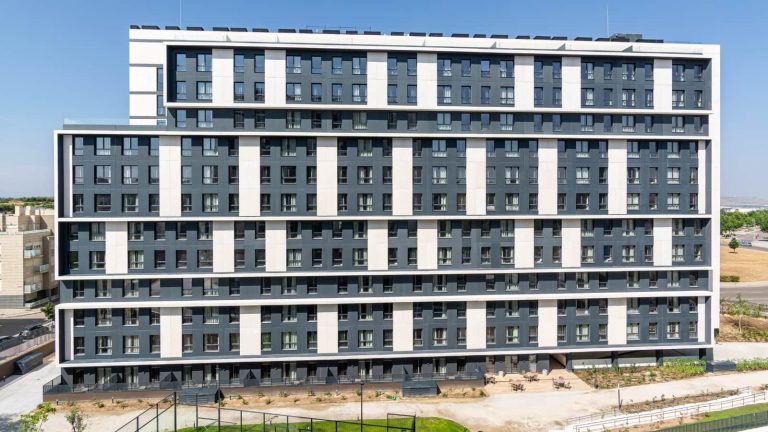 apartahotel bext valdebebas | Reserva con total libertad de dias semanas o meses